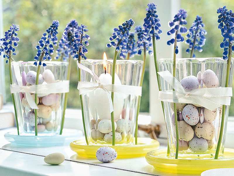 Húsvéti dekoráció kertbe vagy asztalra: tojásos mécsestartó